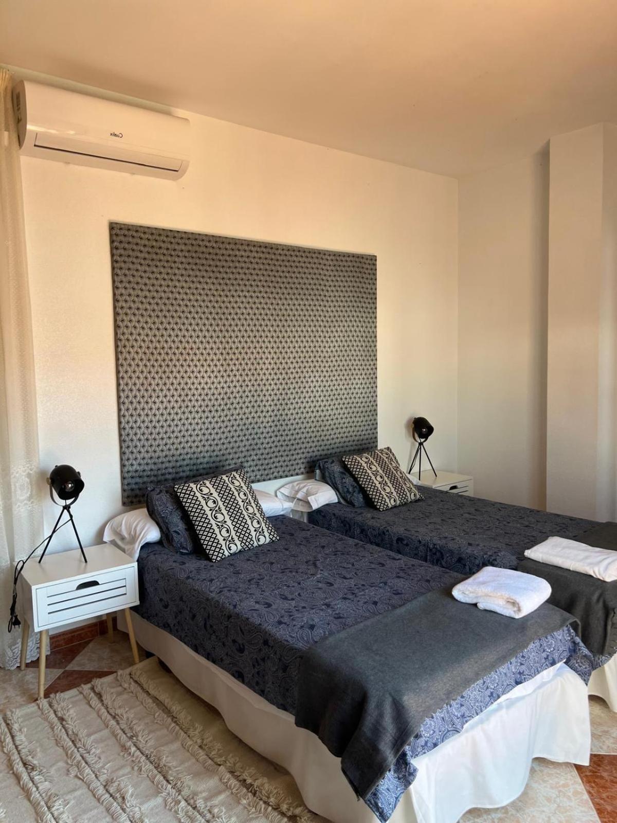 Casa Grande En Cordoba, Pueblo De La Victoria , 6 Dormitorios Esterno foto